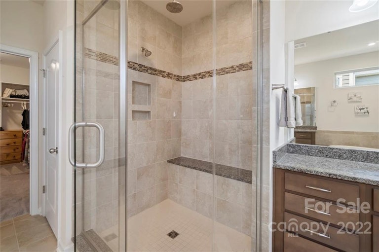 Photo 28 of 48 - 15003 Luna Dr, Charlotte, NC 28278