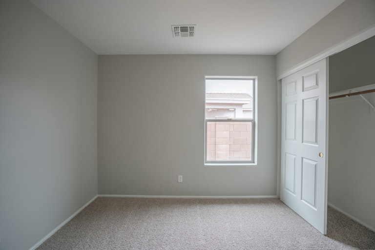Photo 12 of 21 - 16610 W Marconi Ave, Surprise, AZ 85388