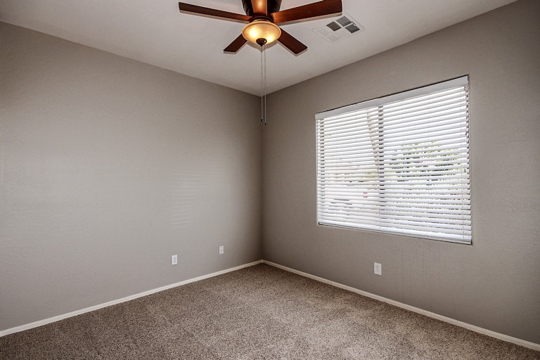 Photo 3 of 20 - 7412 W Wolf St, Phoenix, AZ 85033