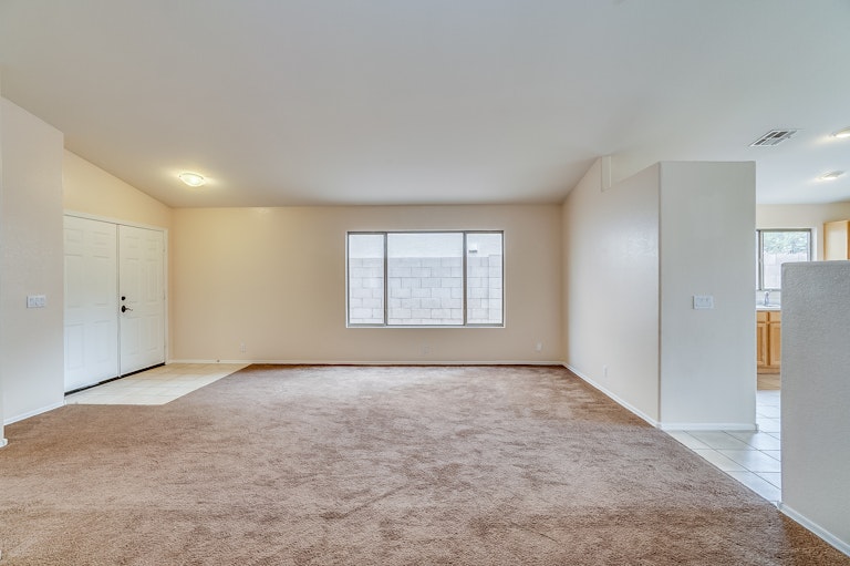 Photo 9 of 26 - 3961 E Agave Rd, Phoenix, AZ 85044