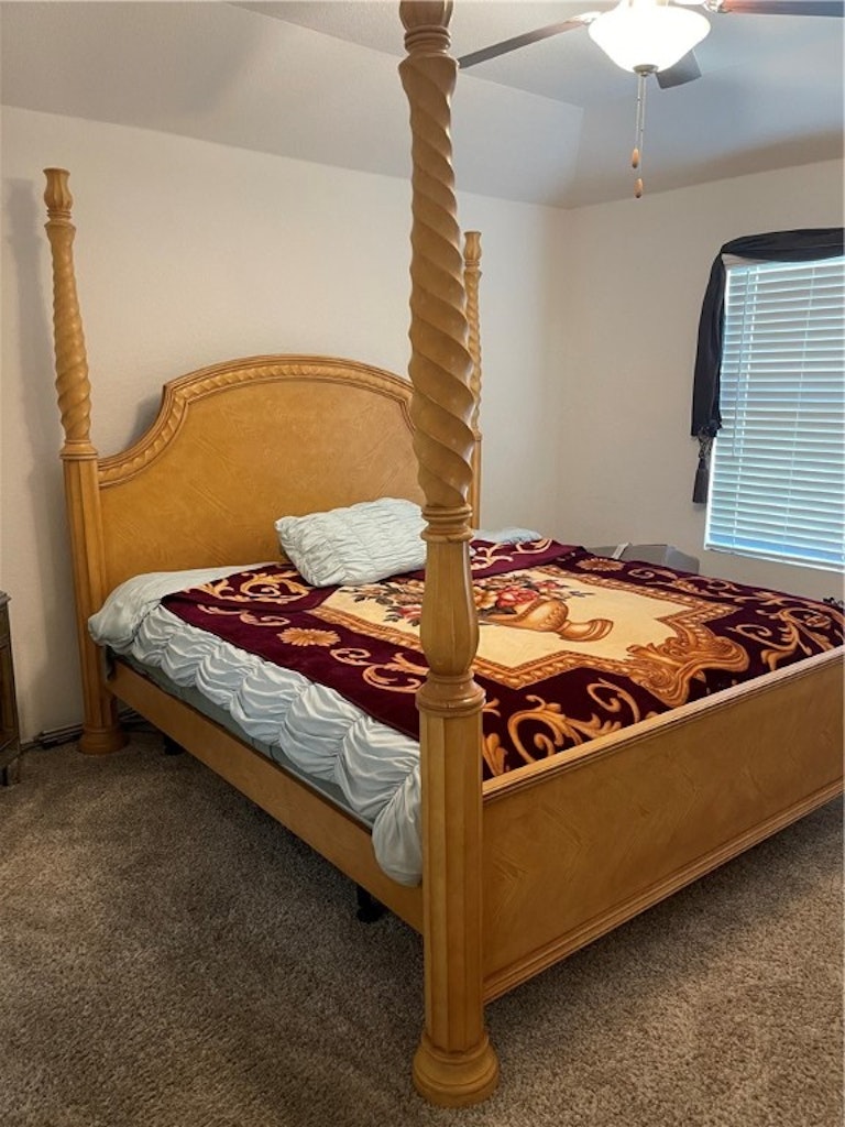 Photo 14 of 36 - 505 Sassafras St, Hutto, TX 78634