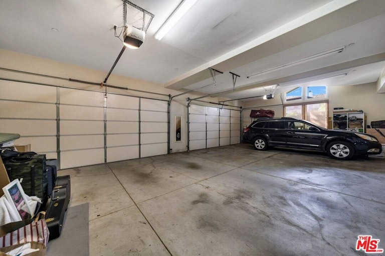 Photo 39 of 43 - 11706 Chaparal St, Los Angeles, CA 90049