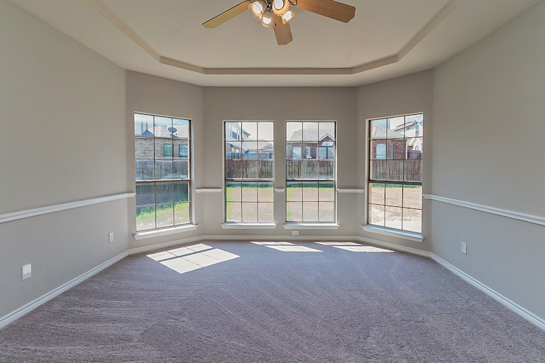 Photo 21 of 32 - 6813 White River Dr, Fort Worth, TX 76179