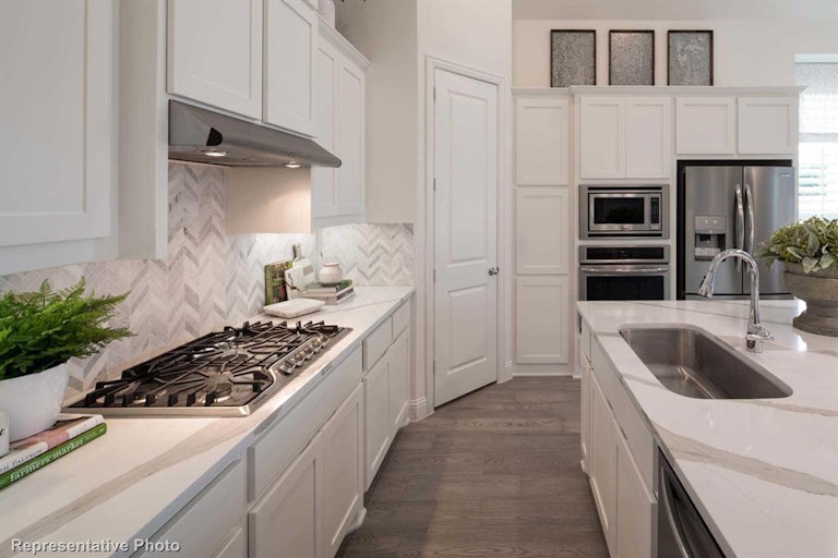 Photo 4 of 27 - 1104 16th St, Argyle, TX 76226