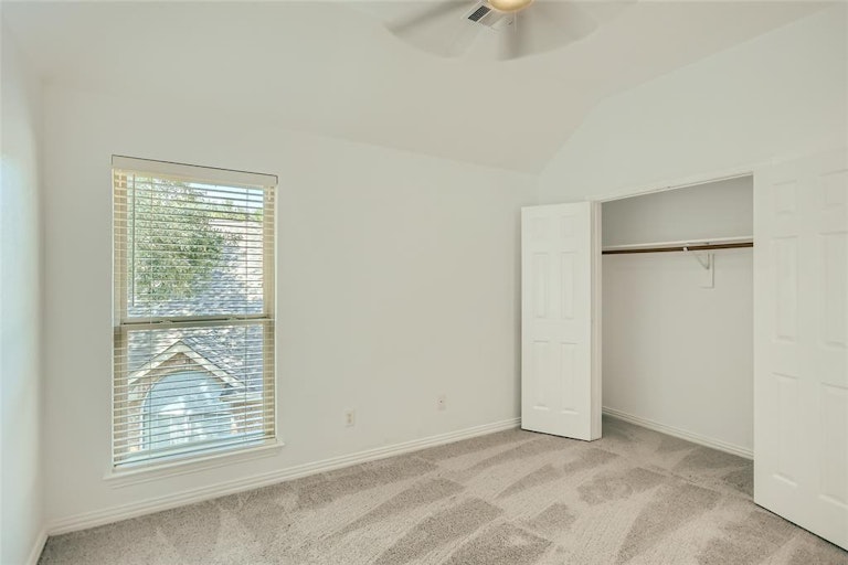Photo 24 of 35 - 2909 Raven Cir, Flower Mound, TX 75022