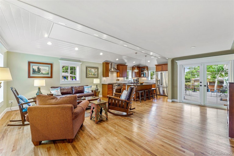 Photo 6 of 40 - 1295 S Jackson St, Denver, CO 80210