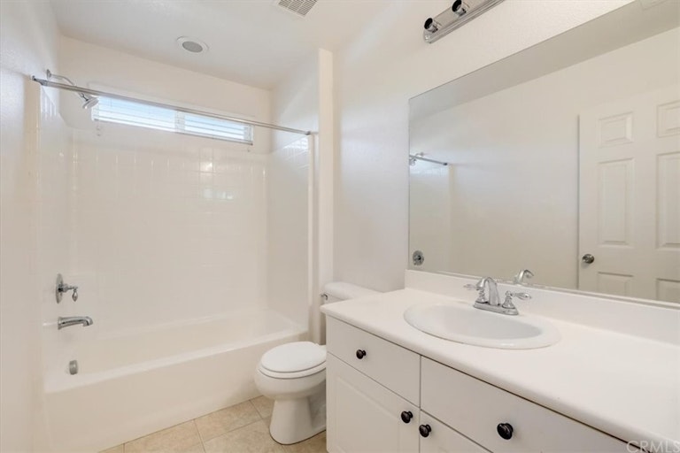 Photo 46 of 61 - 31916 Corte San Pablo, Winchester, CA 92596