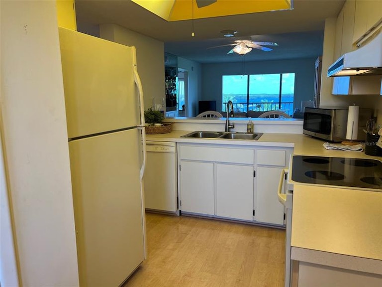 Photo 16 of 32 - 4550 Bay Blvd #1225, Port Richey, FL 34668