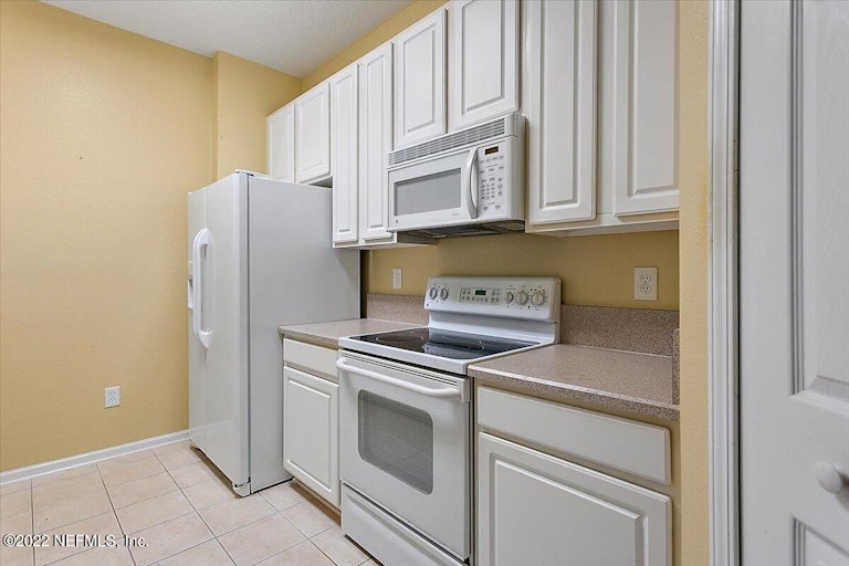 Photo 5 of 14 - 7801 Point Meadows Dr #6308, Jacksonville, FL 32256