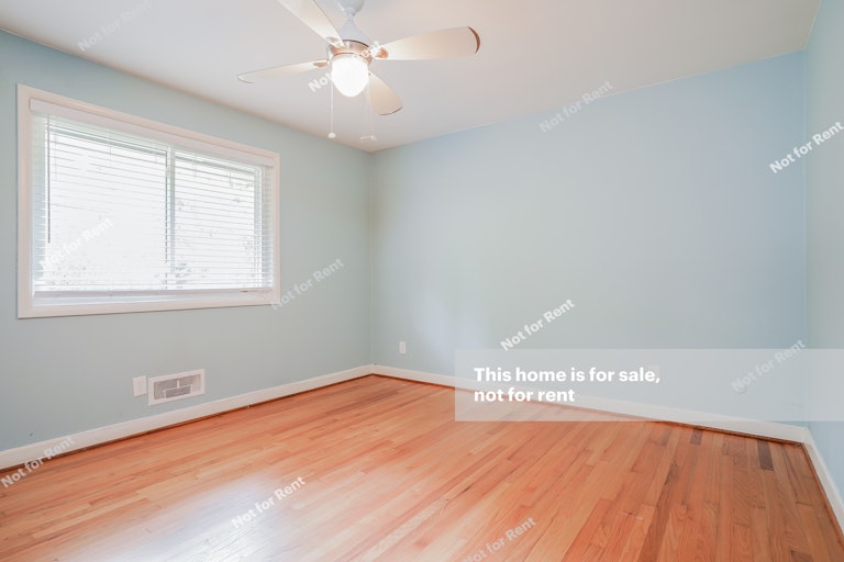 Photo 19 of 25 - 1814 Varnell Ave, Raleigh, NC 27612