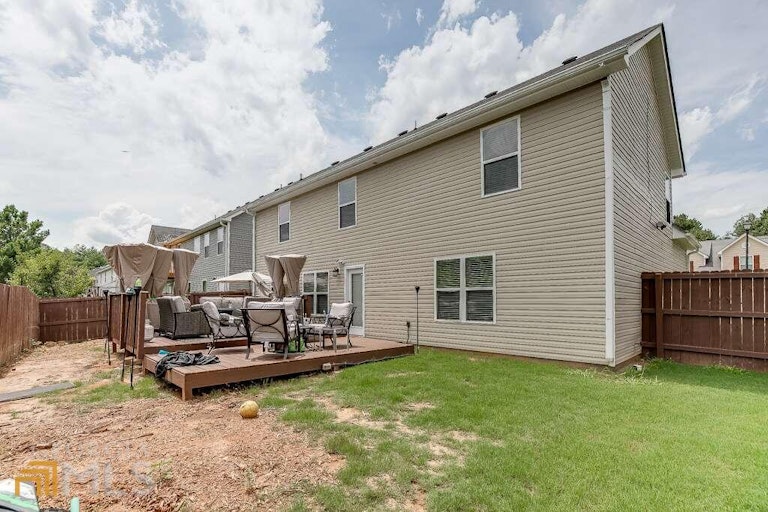 Photo 39 of 41 - 3248 Meadow Point Dr, Snellville, GA 30039