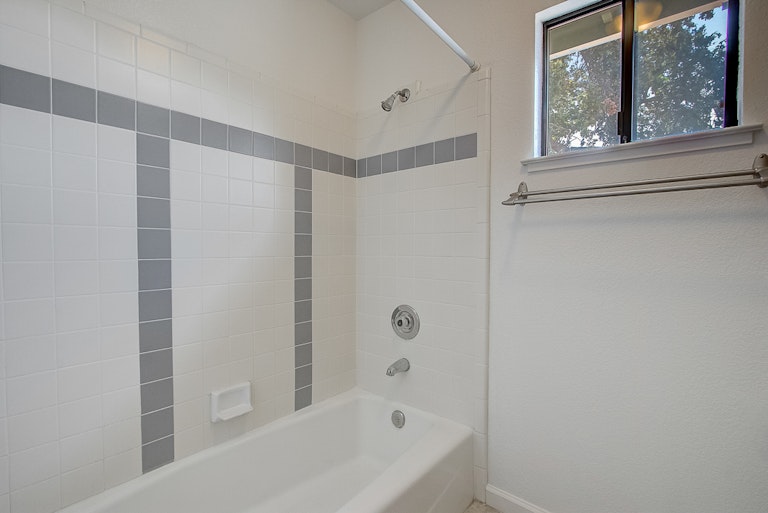 Photo 23 of 36 - 4232 Empire Way, Carmichael, CA 95608