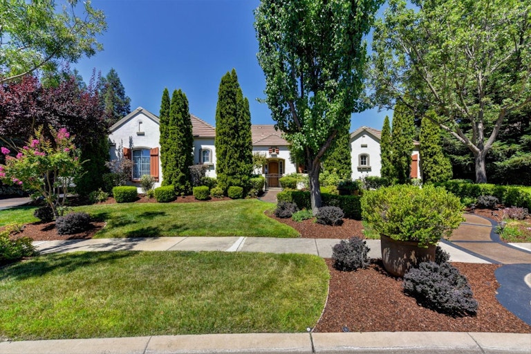 Photo 2 of 70 - 8910 Belford Ct, Roseville, CA 95747