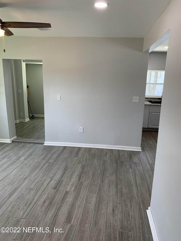 Photo 10 of 40 - 1821 Melson Ave, Jacksonville, FL 32254