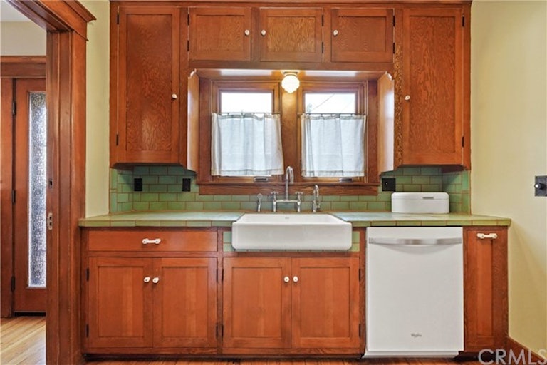 Photo 24 of 42 - 526 E 8th St, Long Beach, CA 90813