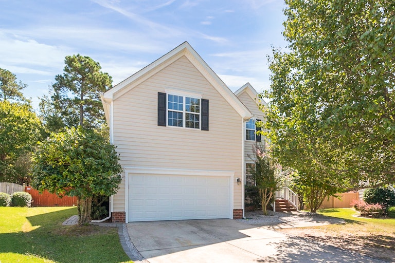 Photo 1 of 27 - 115 Church Steeple Ln, Morrisville, NC 27560