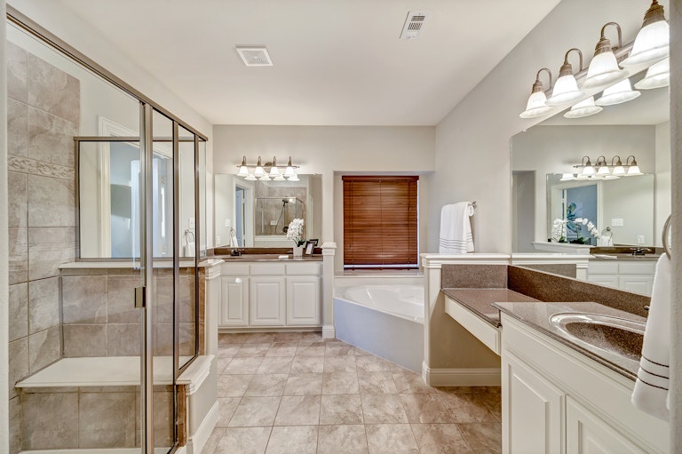 Photo 22 of 43 - 2740 Cape Pearl Dr, Grand Prairie, TX 75054