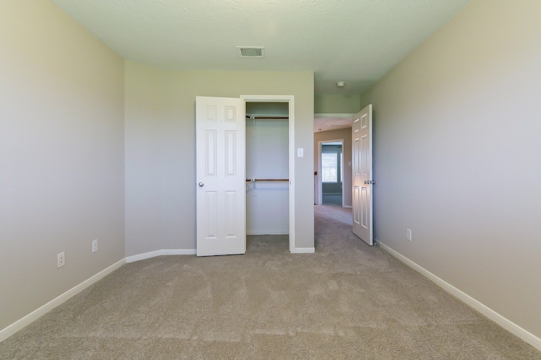 Photo 23 of 29 - 5405 Lilac Grove Ln, Rosharon, TX 77583