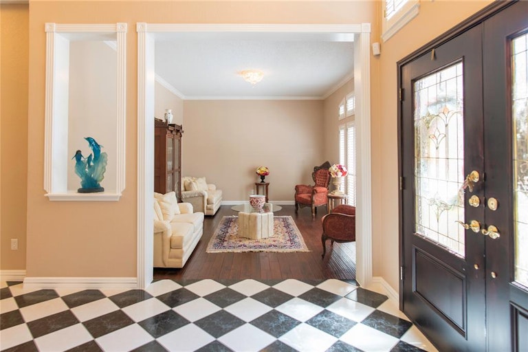 Photo 5 of 40 - 706 Cottonwood Bend Dr, Allen, TX 75002