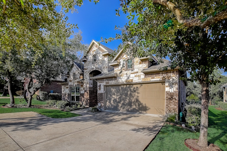 Photo 7 of 45 - 115 Bellagio Dr, Austin, TX 78734