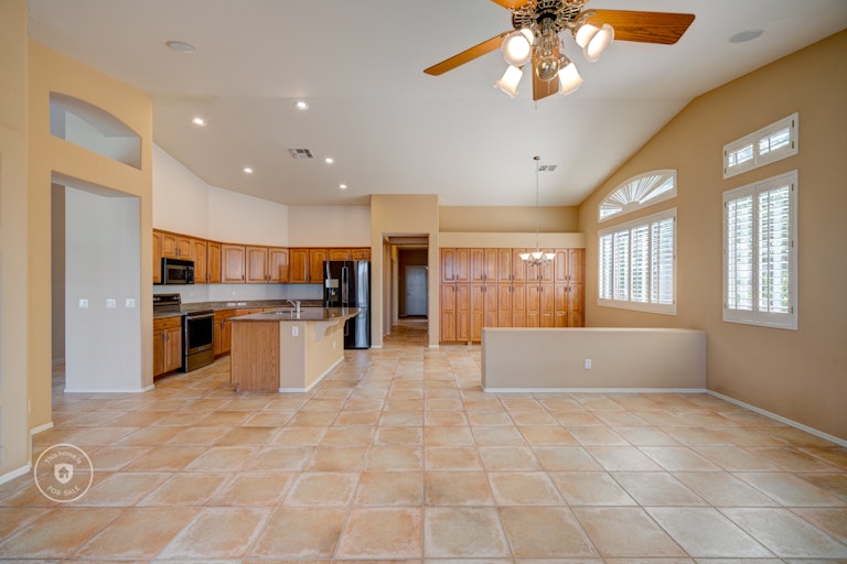 Photo 13 of 65 - 1817 E Kenwood St, Mesa, AZ 85203