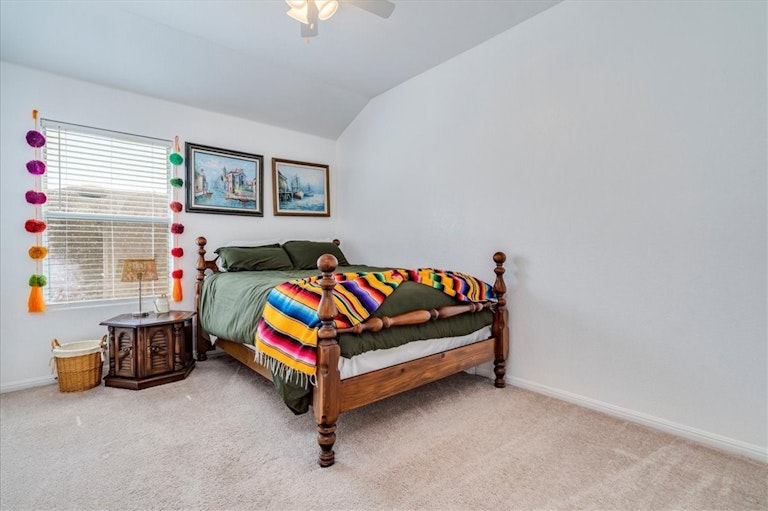 Photo 19 of 32 - 4703 Valcour Bay Ln, Austin, TX 78754