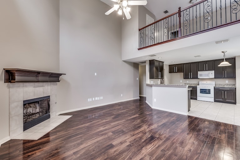 Photo 2 of 21 - 5001 Boxwood Ln, McKinney, TX 75070