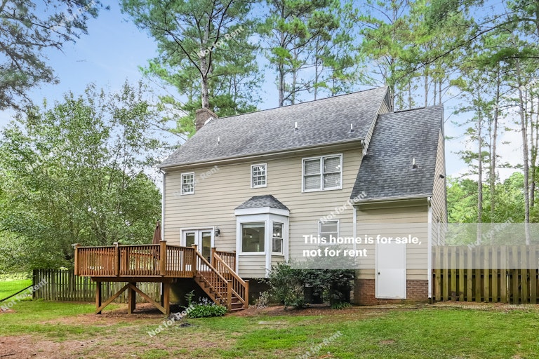 Photo 7 of 26 - 4908 Ten Ten Rd, Apex, NC 27539