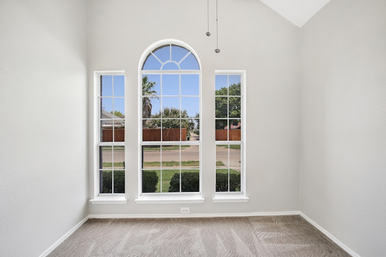 Photo 23 of 26 - 1533 Cool Springs Dr, Mesquite, TX 75181