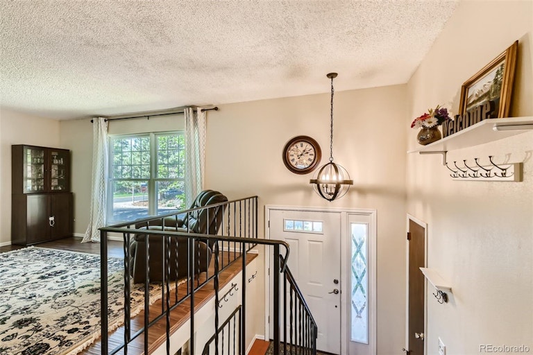 Photo 8 of 28 - 1824 Dexter St, Broomfield, CO 80020