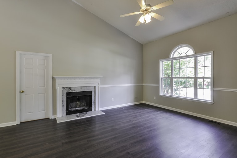 Photo 2 of 24 - 6925 Longridge Dr, Raleigh, NC 27603
