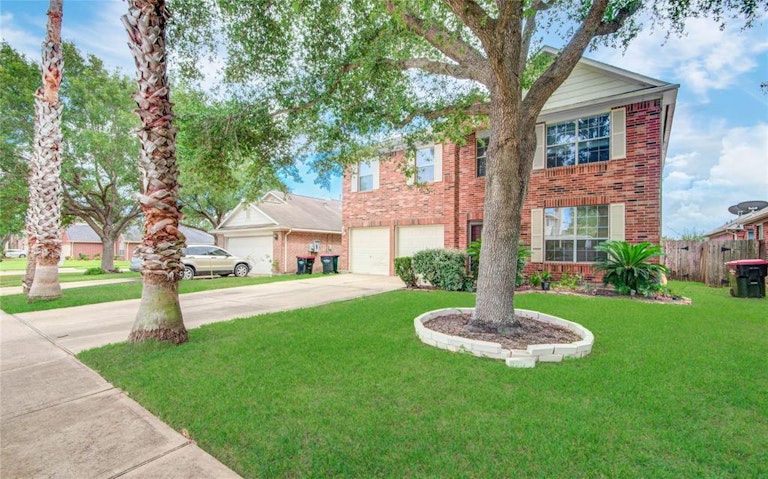 Photo 4 of 50 - 16651 Keegans Ridge Way Dr, Houston, TX 77083