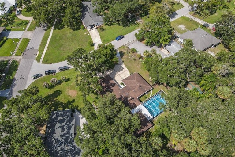 Photo 50 of 56 - 721 W Nelson St, Tavares, FL 32778