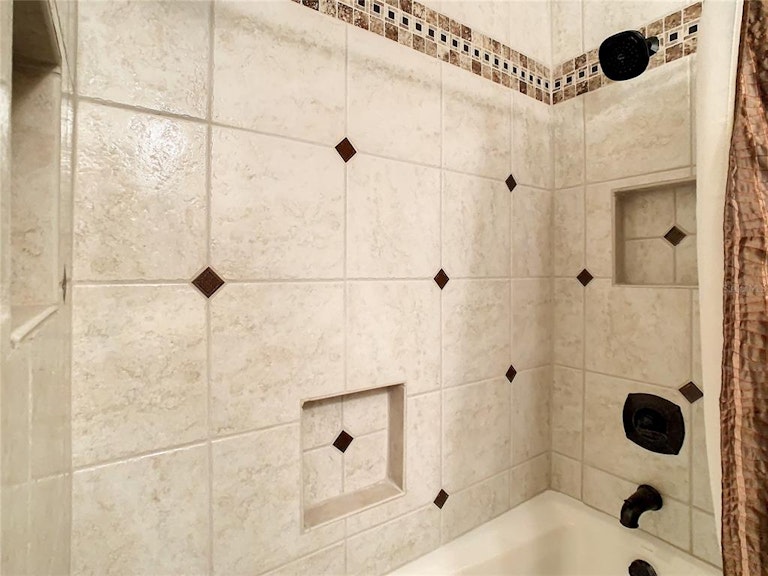 Photo 34 of 45 - 4515 Pine Lake Dr, Saint Cloud, FL 34769