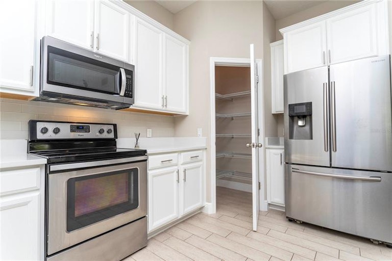 Photo 19 of 65 - 9313 Mira Valle Ln, Winter Garden, FL 34787