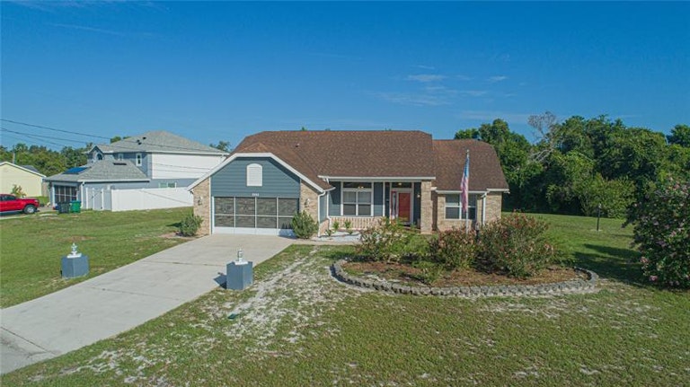 Photo 3 of 51 - 2860 Flynn St, Deltona, FL 32738