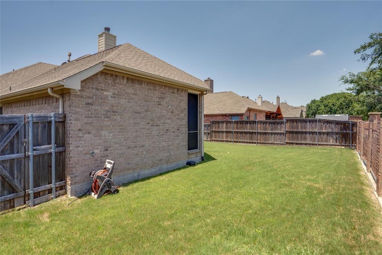 Photo 29 of 33 - 2445 Marble Canyon Dr, Little Elm, TX 75068