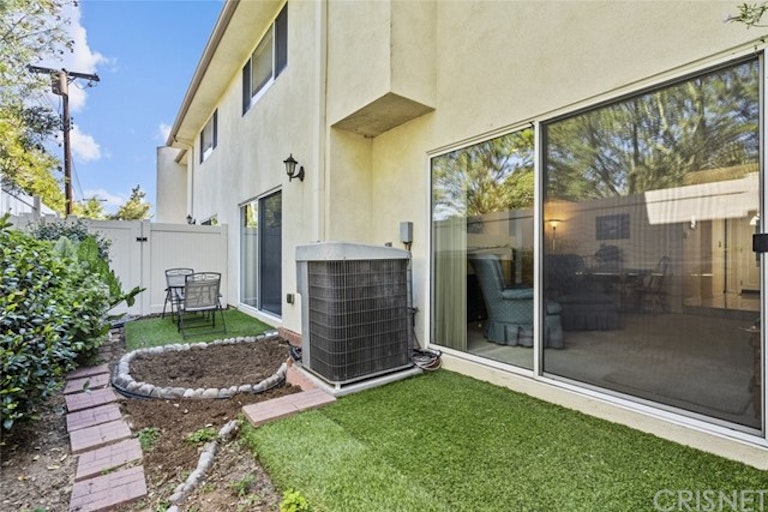 Photo 29 of 31 - 17640 Lassen St #11, Northridge, CA 91325