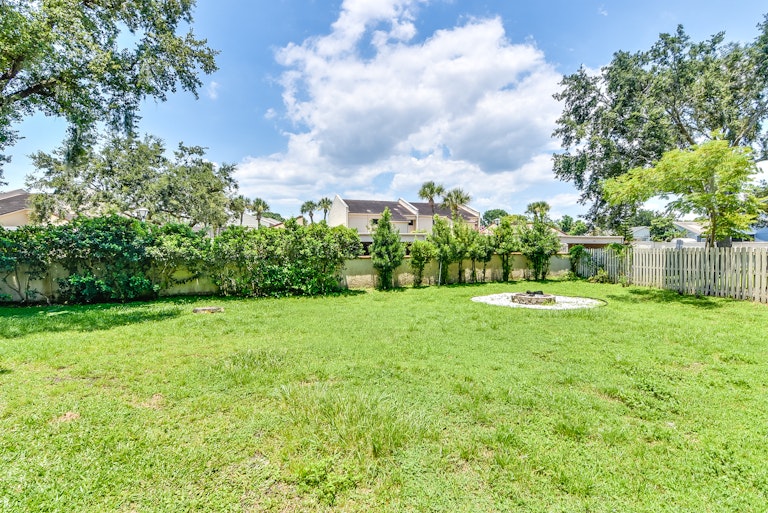 Photo 24 of 25 - 652 Orinda Ct, Casselberry, FL 32707