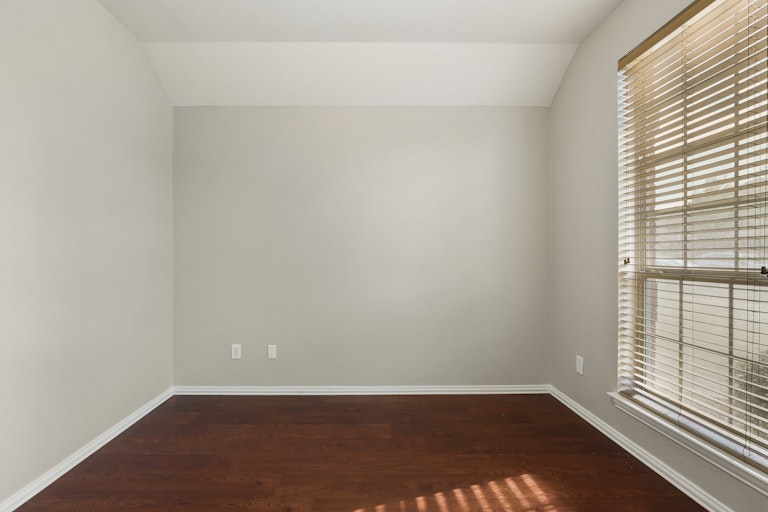 Photo 18 of 25 - 1508 Bosher Dr, Cedar Hill, TX 75104