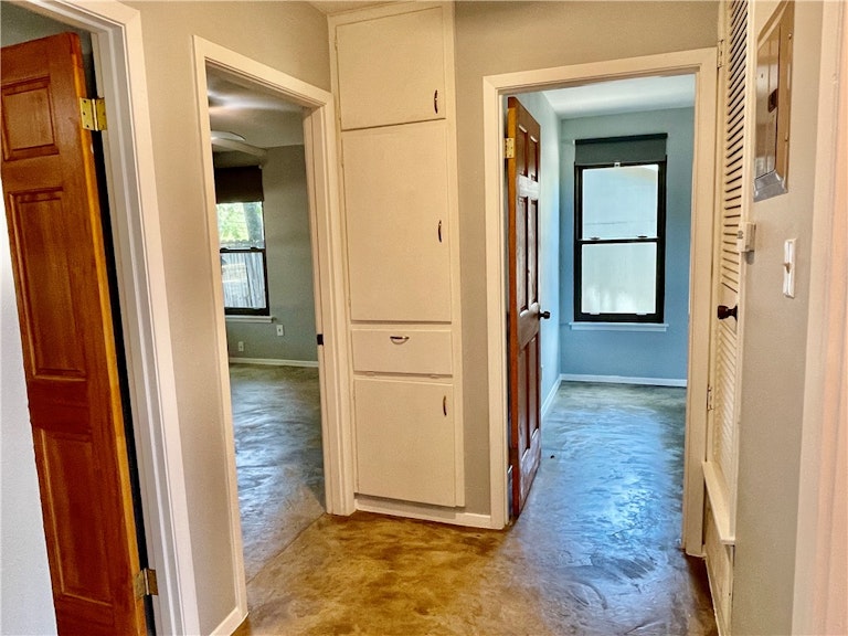 Photo 24 of 35 - 5409 Wellington Dr, Austin, TX 78723