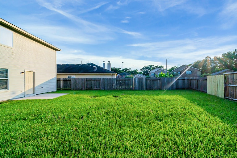 Photo 36 of 36 - 2011 Dalton Trace Ct, Spring, TX 77373
