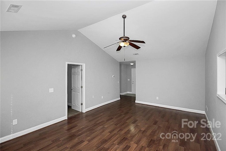 Photo 8 of 30 - 4621 Hampton Chase Dr SW, Concord, NC 28027