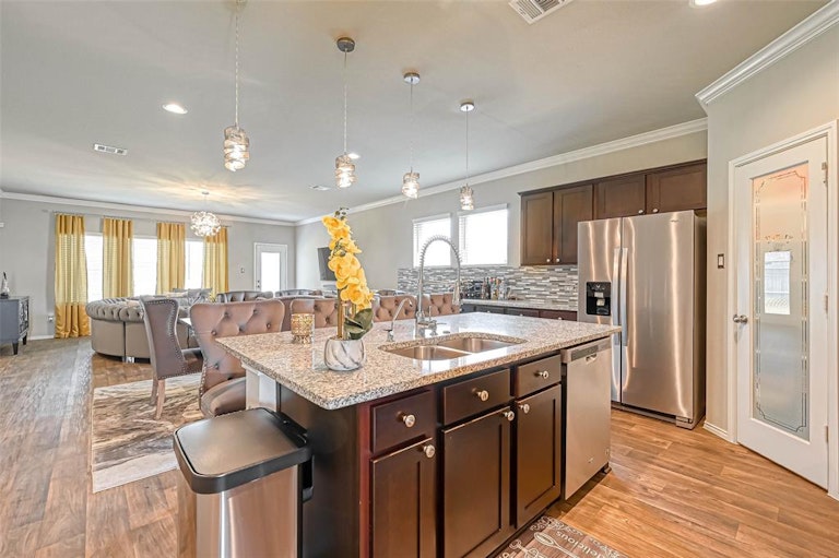Photo 15 of 45 - 4407 Follina Trl, Katy, TX 77449