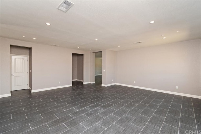 Photo 11 of 42 - 4974 Beatty Dr, Riverside, CA 92504