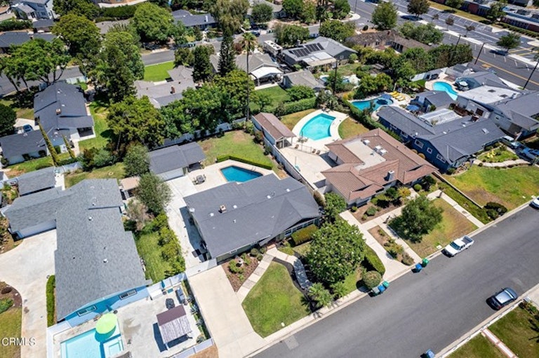 Photo 31 of 36 - 18681 Spaulding Ave, Santa Ana, CA 92705