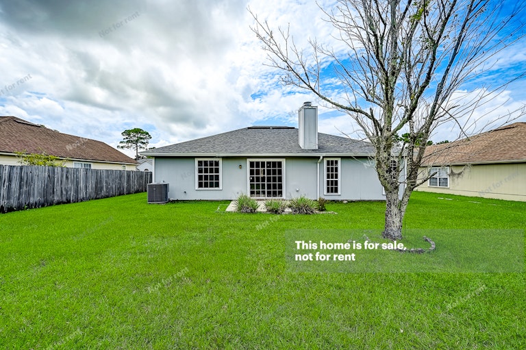 Photo 12 of 31 - 8281 Velvet Springs Ln, Jacksonville, FL 32244