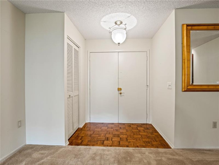Photo 7 of 65 - 6144 Muirfield Ct, Spring Hill, FL 34606