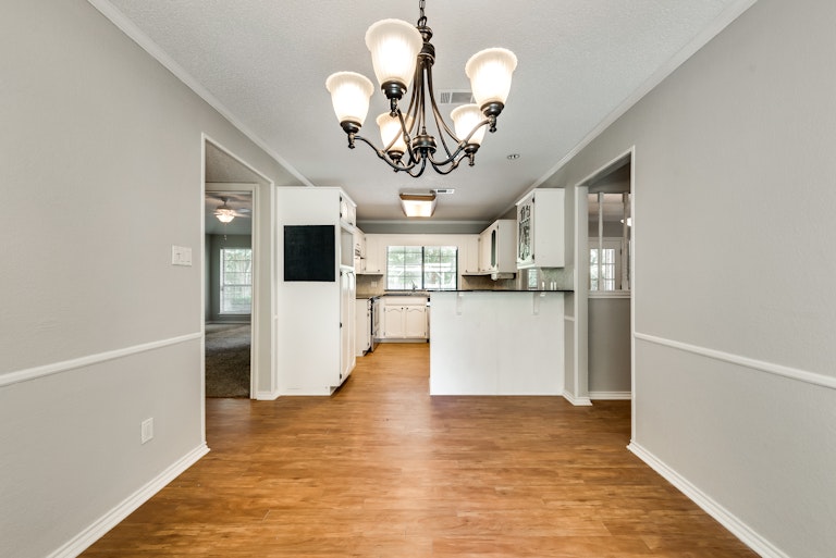 Photo 2 of 26 - 3615 Dalton Dr, Corinth, TX 76208
