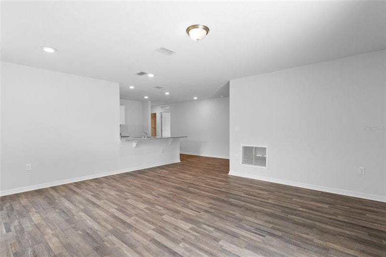 Photo 7 of 29 - 426 Mallard Ln, Kissimmee, FL 34759